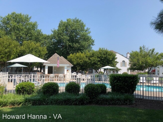 Building Photo - 2 br, 2.5 bath House - 1701 Pattington Circle