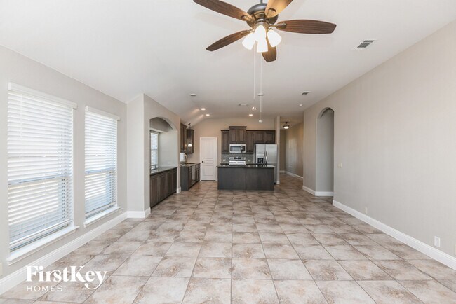 Foto del edificio - 312 Waverly Dr
