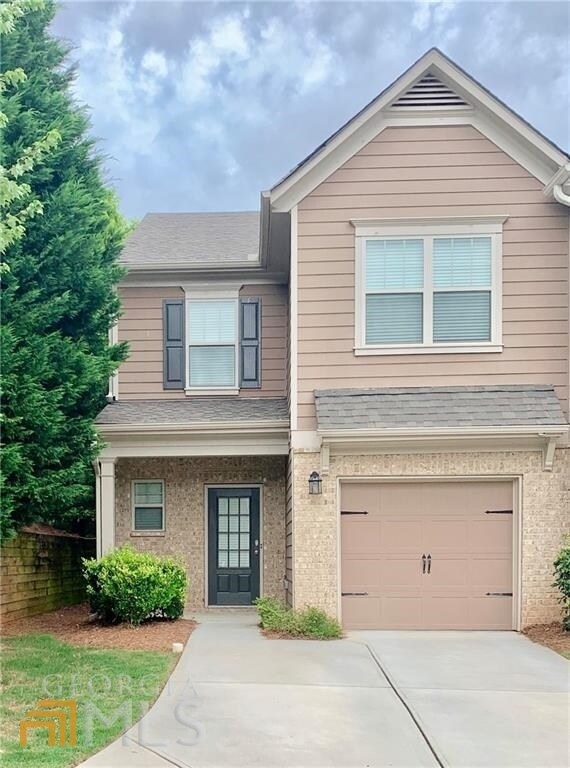 Primary Photo - 2940 Maple Park Pl