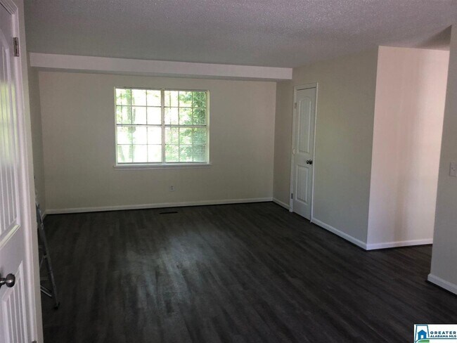 Building Photo - 1057 Ivy Creek Trail