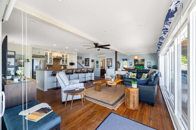 Building Photo - **Available Now | Furnished | 6–12 Month Lease**