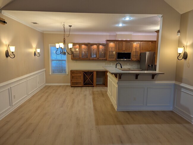 Foto del edificio - 2203 Amberley Dr