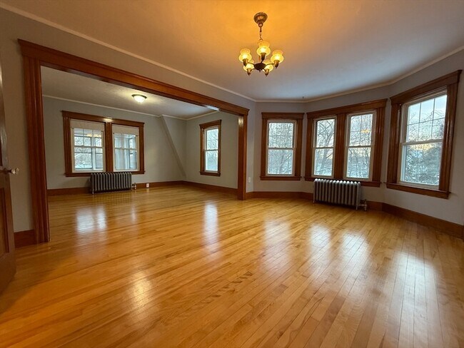 Foto del edificio - 58 Oxford St N