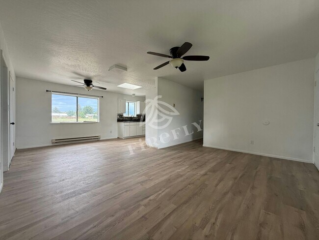 Building Photo - 428 S El Cajon Cir