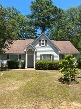 Building Photo - 1423 Chadford Rd