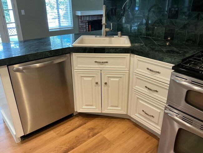 Photo - FOR LEASE 3 BEDROOM 2.5 BATH 2 Story Condo...