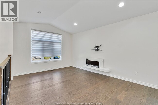 Building Photo - 1029 Lublin Ave.