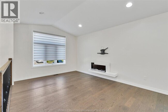 Photo du bâtiment - 1029 Lublin Ave.