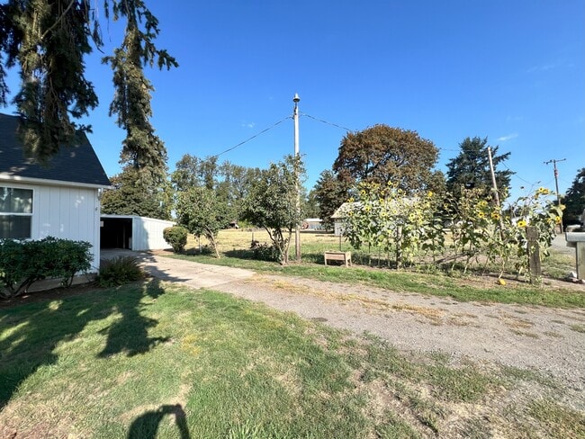 Building Photo - 13799 Myers Ln S