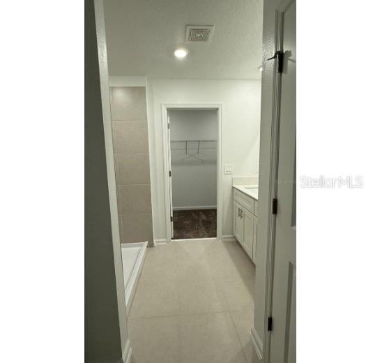 Building Photo - 5695 Nispero Wy