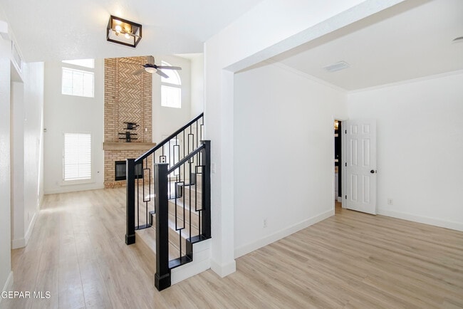 Building Photo - 918 Bellacumbre Dr