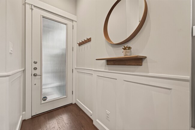 Foto del edificio - 604 W Pierce St