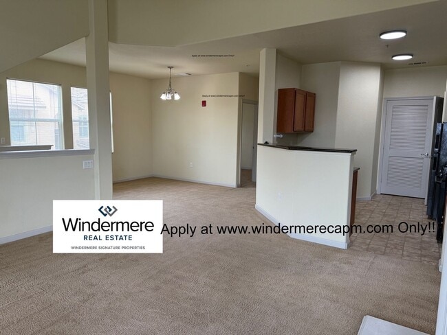 Building Photo - Absolute MUST See Condo In Immaculate Condition With Open Flowing Floor Plan!