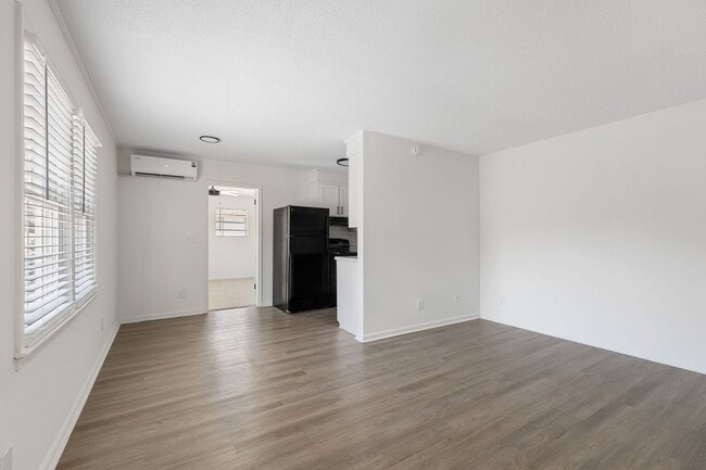 Interior Photo - River Front Apartments