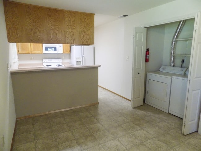 Building Photo - Marlene Village Townhomes