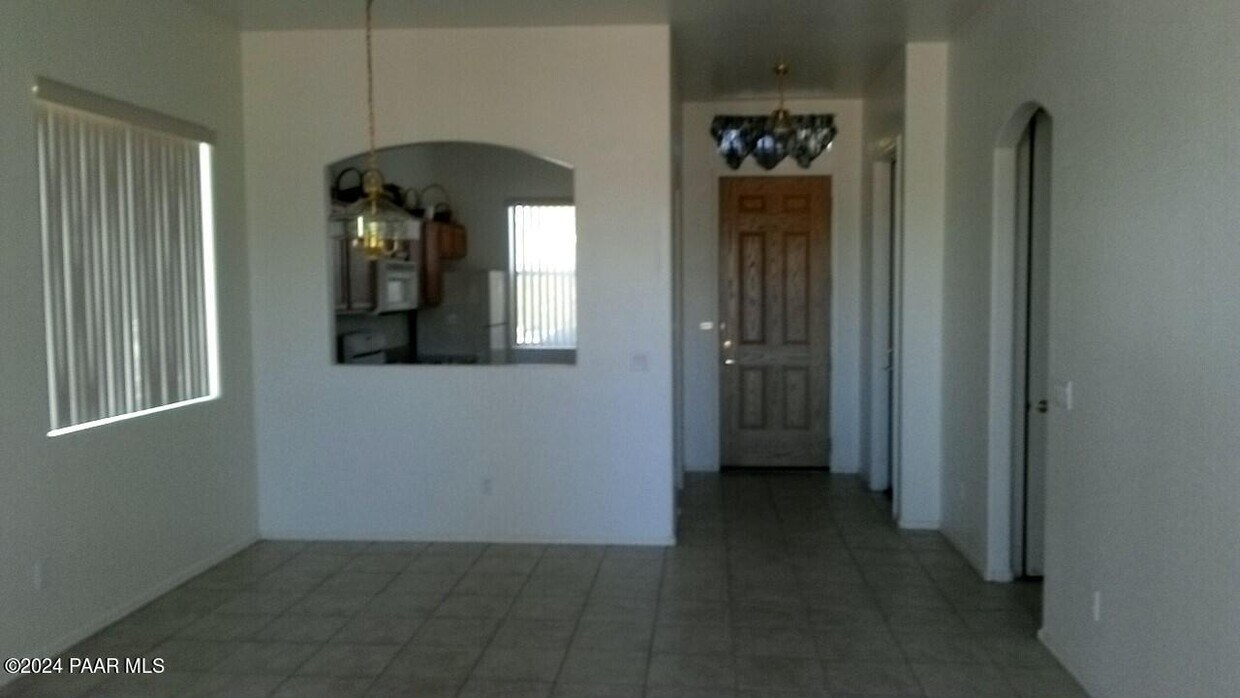 Building Photo - 6809 E Voltaire Dr