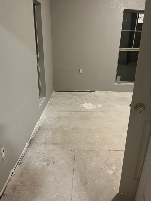Primary Photo - 2018 Pryor Ave