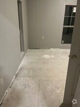 Building Photo - 2018 Pryor Ave