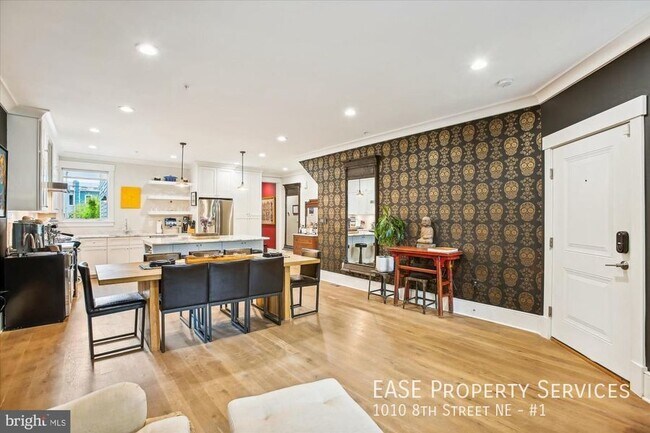 Foto del edificio - 1010 8th St NE