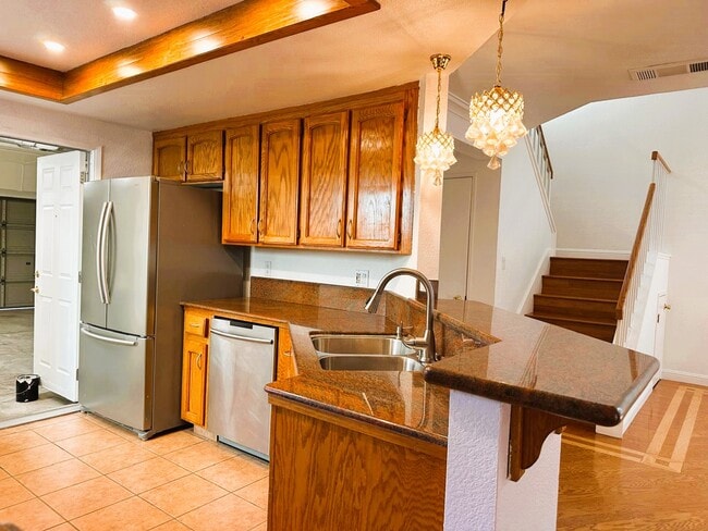Building Photo - 3025 Badger Dr
