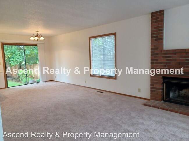 Building Photo - 3 br, 2 bath House - 10780 SW Summer Lake Dr