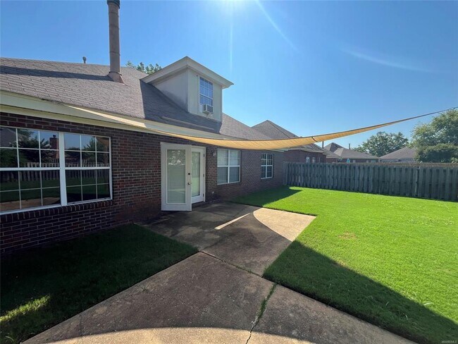 Foto del edificio - 9679 Greythorne Way