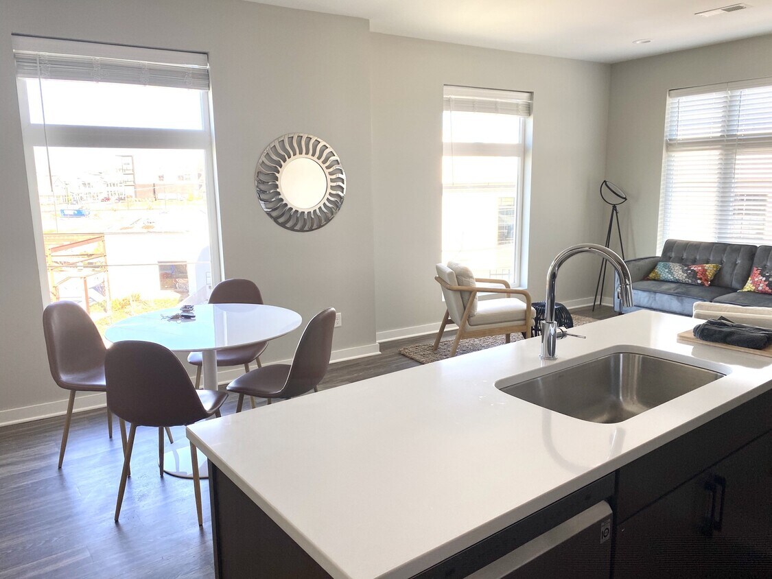 Foto principal - 1505 54th Ave N