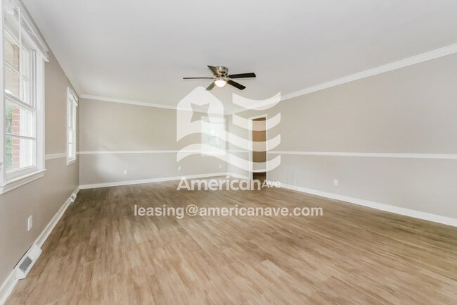 Building Photo - 133 Ann Pl