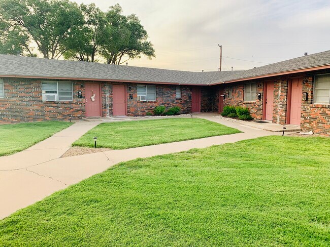 Foto del edificio - 2701 8th Ave