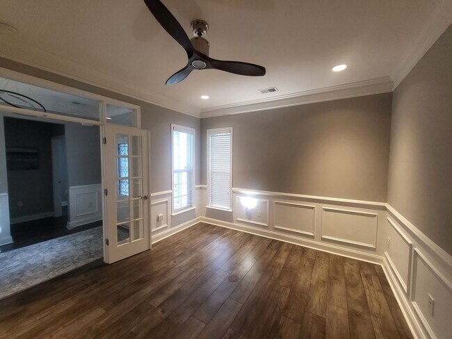 Foto del edificio - REDUCED!  5 bedroom/4 bath house in Berkshire Forest