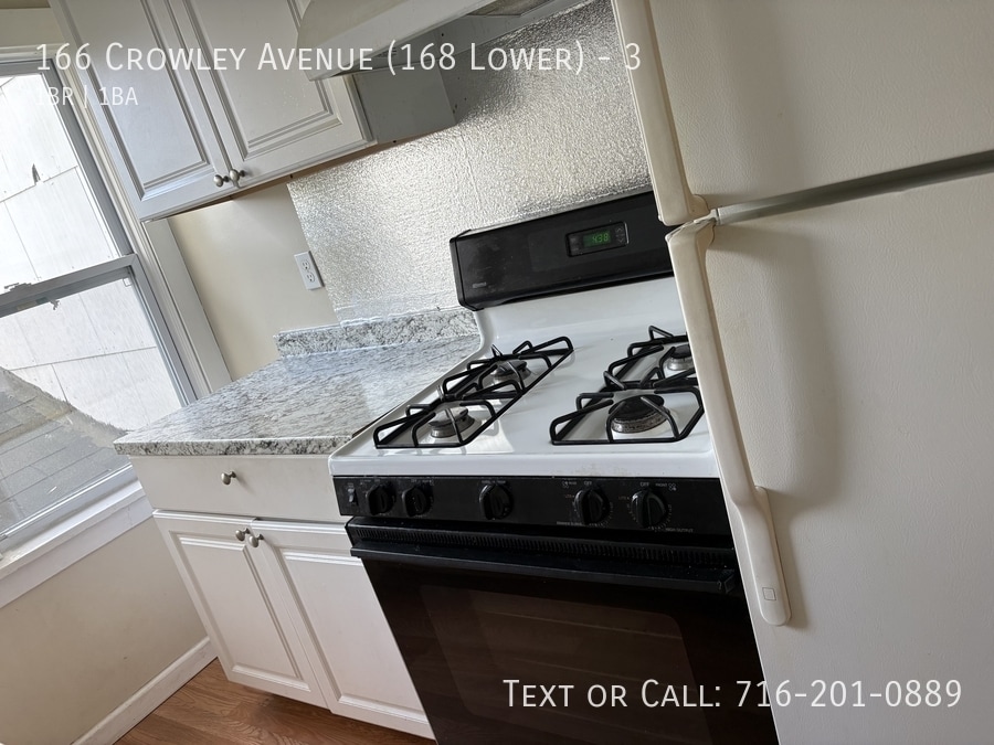 Primary Photo - 166 Crowley Ave