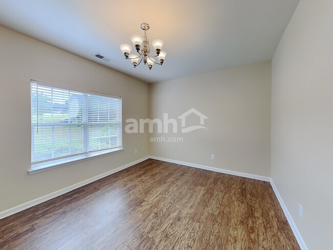 Foto del edificio - 3019 Clover Rd NW