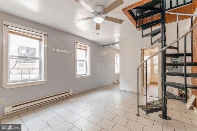 Foto del edificio - 513 W Girard Ave
