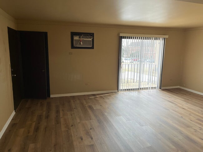 Photo - 7718 Wildwood Ct Apartment