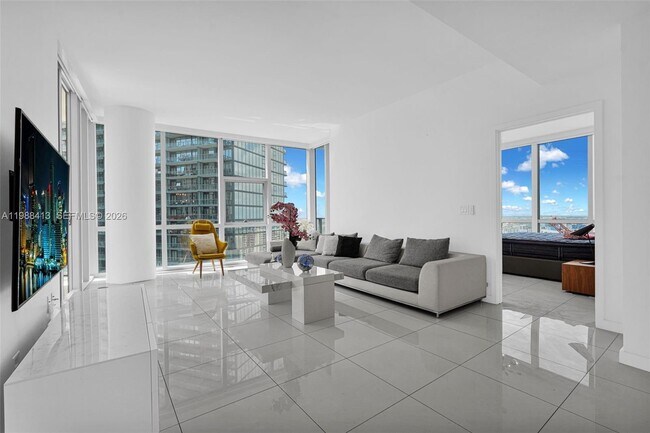Foto del edificio - 851 NE 1st Ave