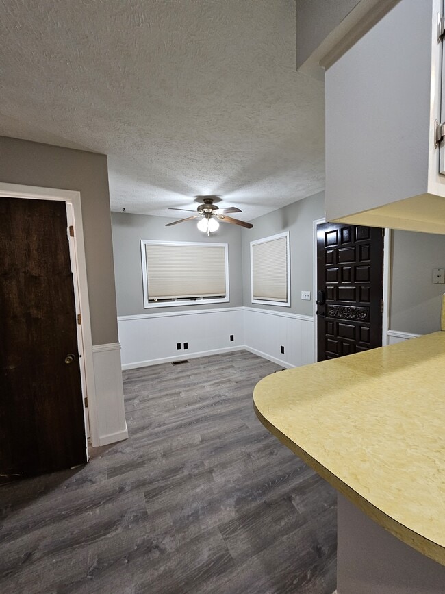 Foto del edificio - 5604 S 79th St