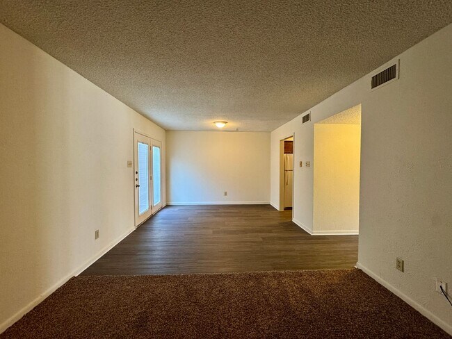 Foto del edificio - Townhome
