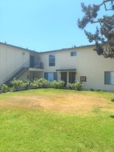 Building Photo - 973 Mission Dr