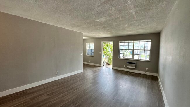 Foto del edificio - 143 NE 6th Ave