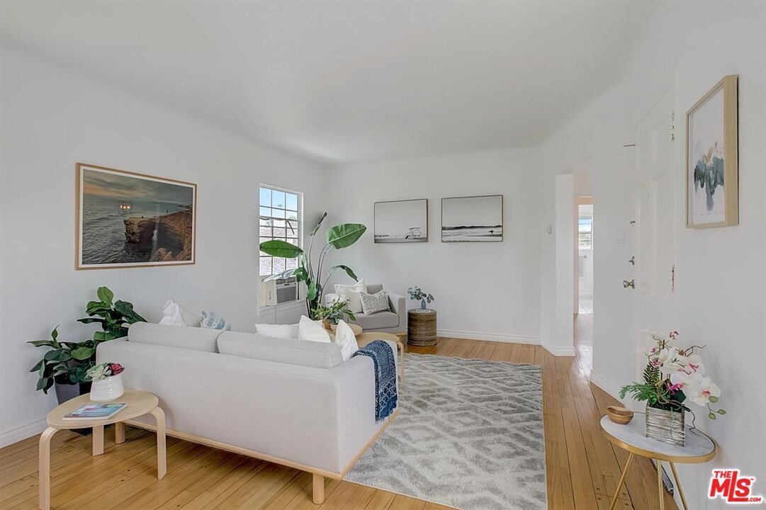 1440 S Stanley Ave Unit 1440, Los Angeles, CA 90019 Apartments in Los