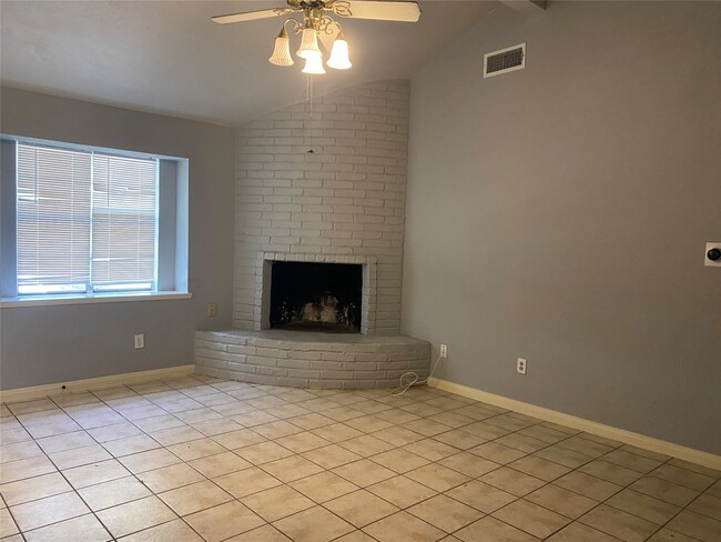Foto del edificio - 10834 Sela Ln