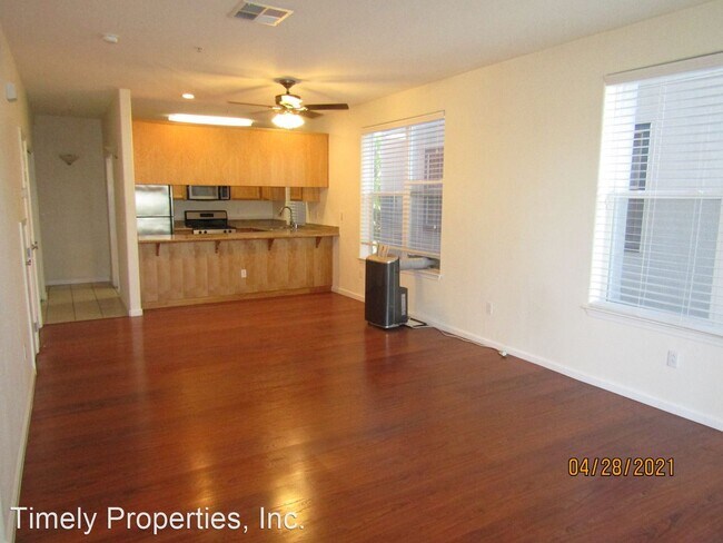 Building Photo - 3 br, 2 bath House - 905 Doubles Drive #212