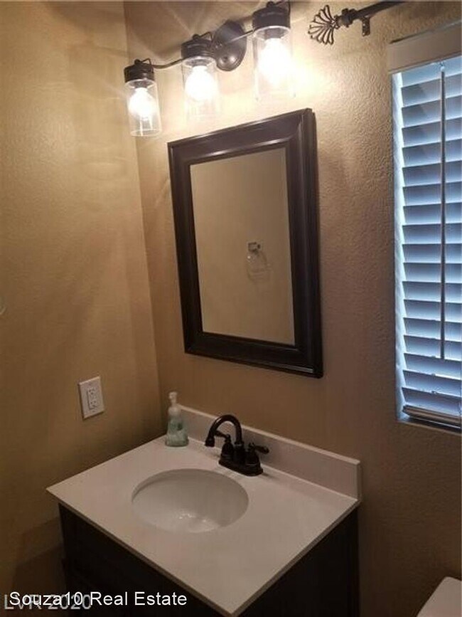 Building Photo - 6569 Tumbleweed Ridge Ln