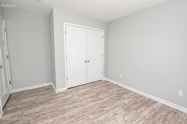 Foto del edificio - 504 Eagle Pointe Dr
