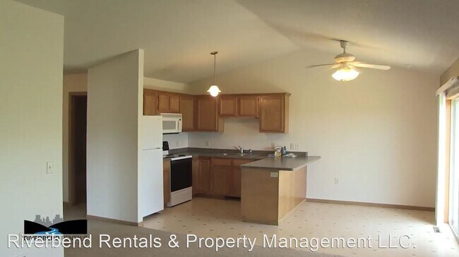 Building Photo - 3 br, 2 bath House - 4403 131st St