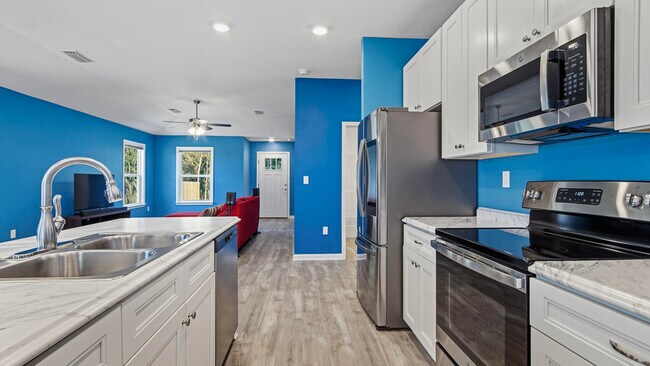 Foto del edificio - 1249 Martin Rd