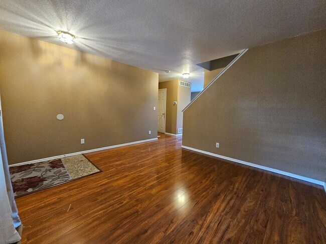 Foto del edificio - Fabulous 4 Bed Home Near Buckley Space For...