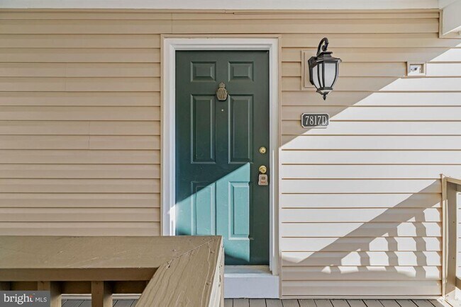 Building Photo - 7817 Harrowgate Cir