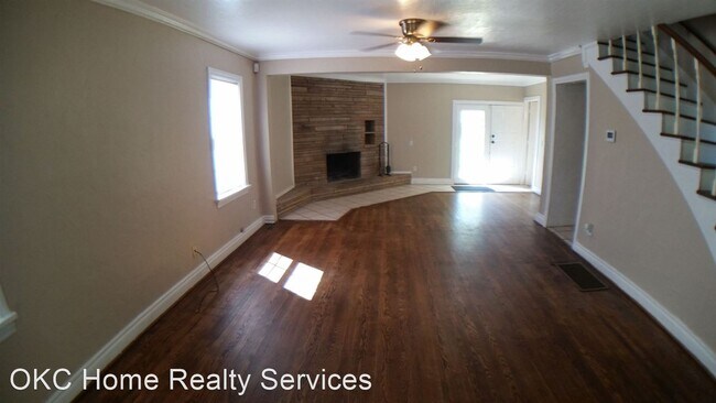 Building Photo - 3 br, 1.5 bath House - 2500 NW. 24th Street