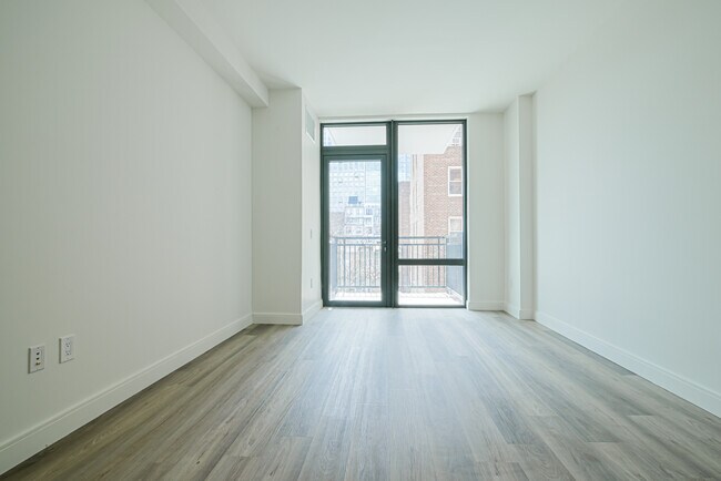 Foto del edificio - 160 Clarkson Ave